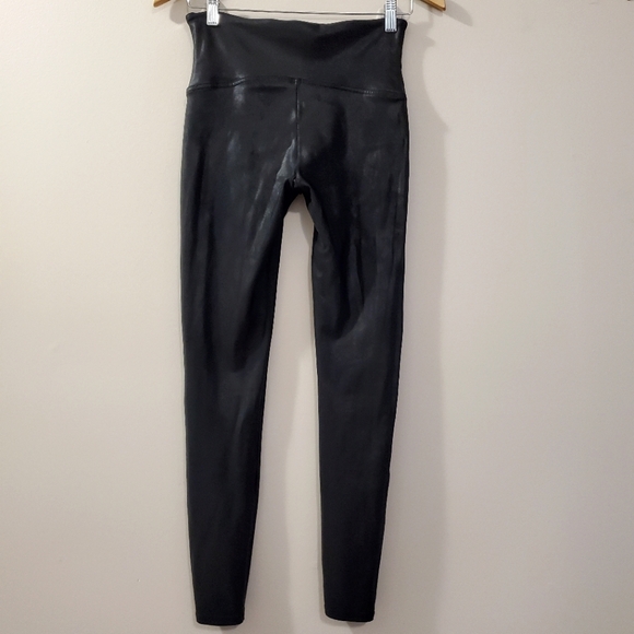SPANX - Faux Leather Leggings - Size L - Picture 5 of 8